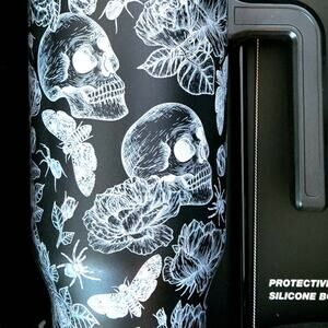Hydrapeak Artisan Skulls & Flowers Voyager 40 oz Steel Tumbler Set Insulated